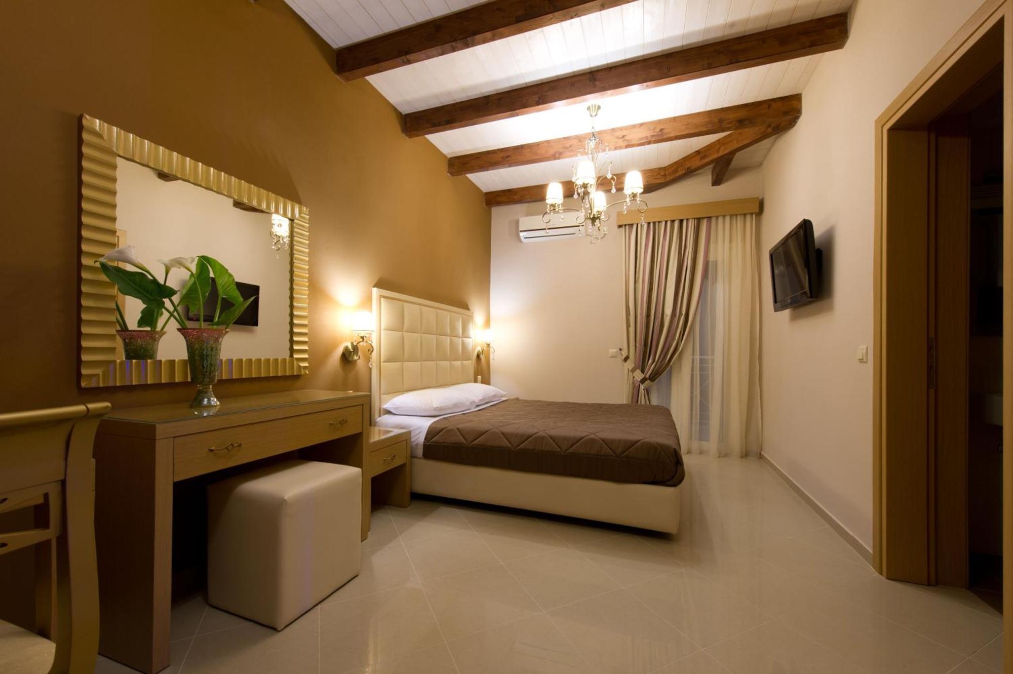 Ideal Boutique Hotel Parga Exterior photo