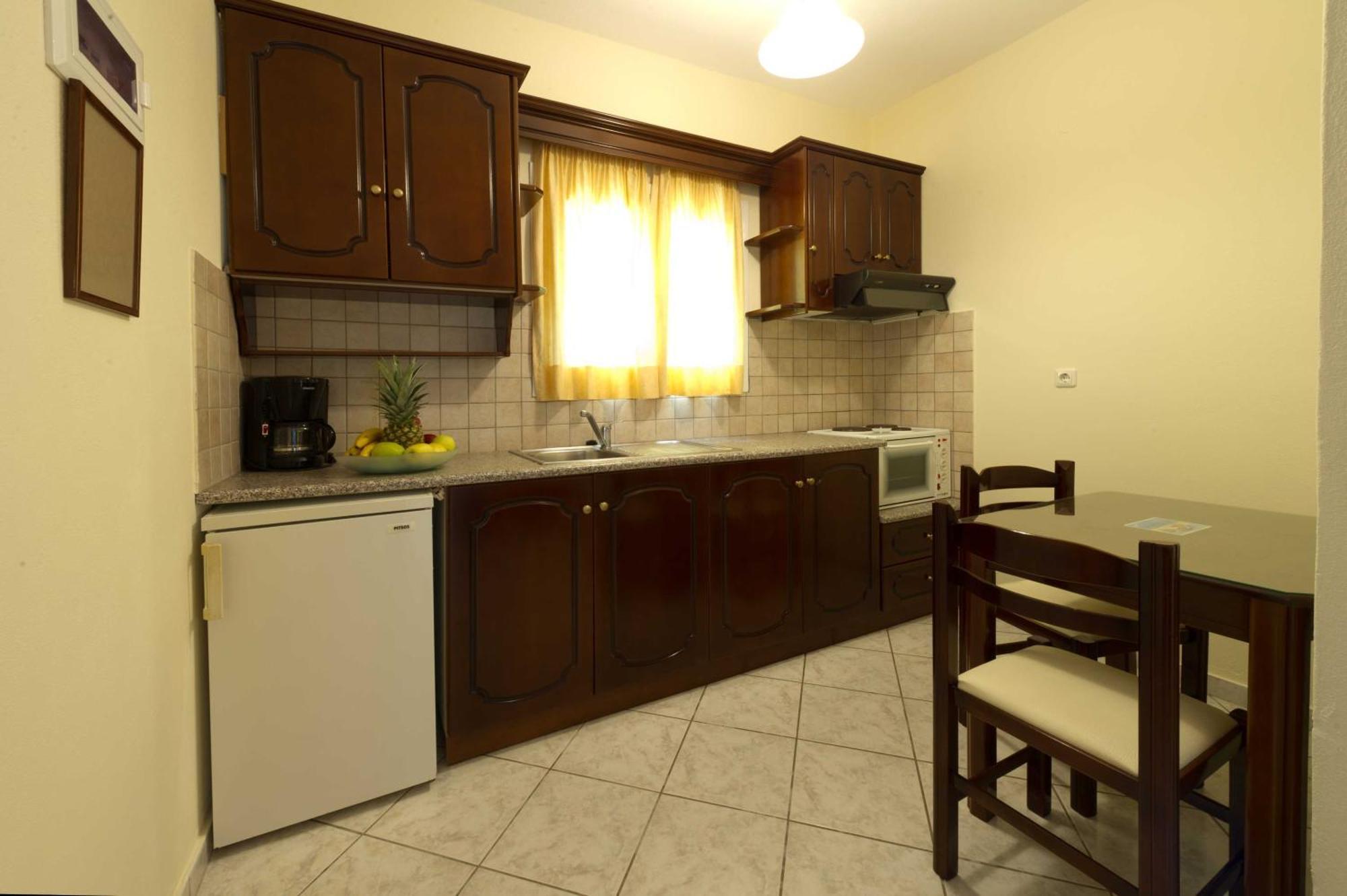 Ideal Boutique Hotel Parga Exterior photo